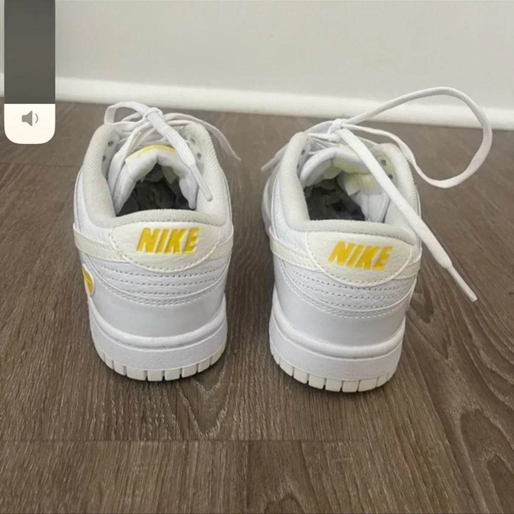 Nike Dunk Low- Valentine’s Day Yellow Heart - Picture 4 of 5